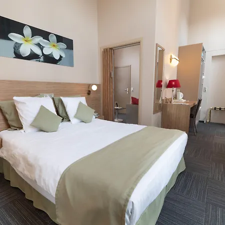 Infotel Appartement *